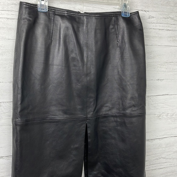 CACHE LAMBS LEATHER SKIRT - Picture 2 of 5